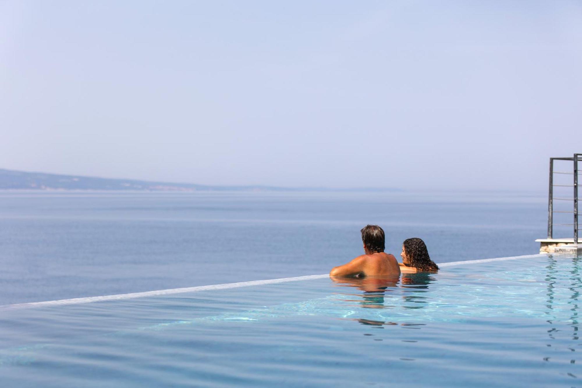אומיס Hotel Saint Hildegard מראה חיצוני תמונה
