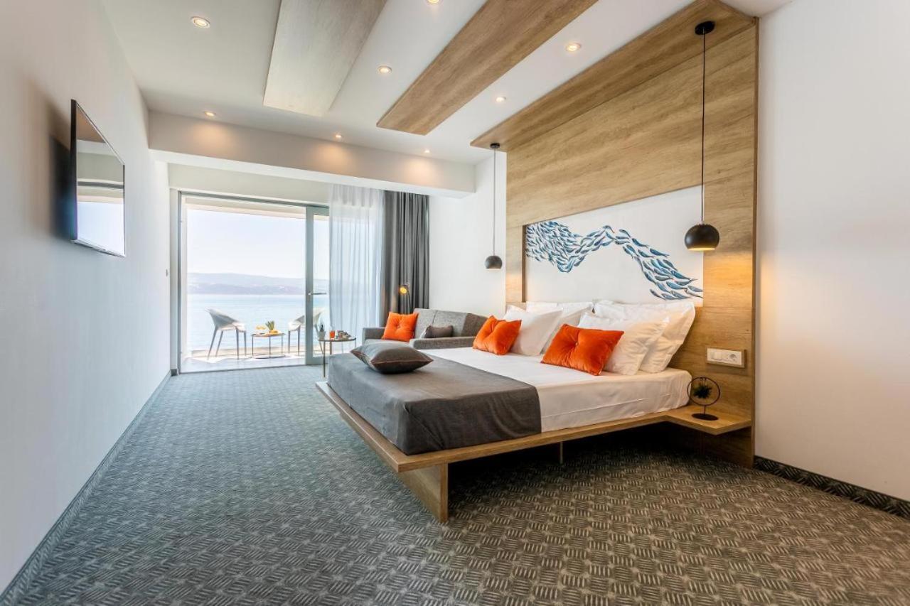 אומיס Hotel Saint Hildegard מראה חיצוני תמונה
