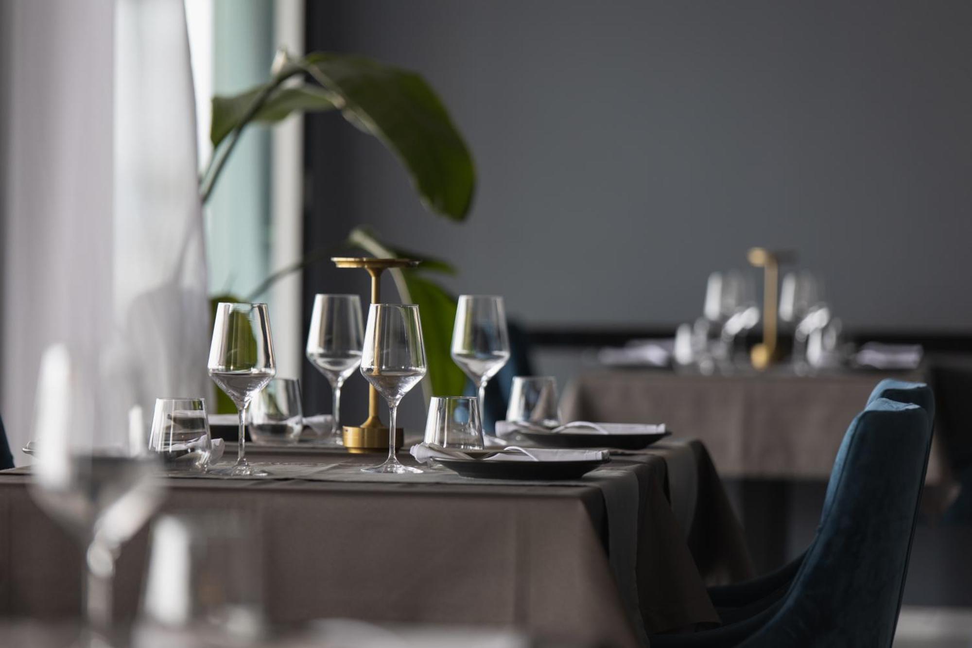 אומיס Hotel Saint Hildegard מראה חיצוני תמונה