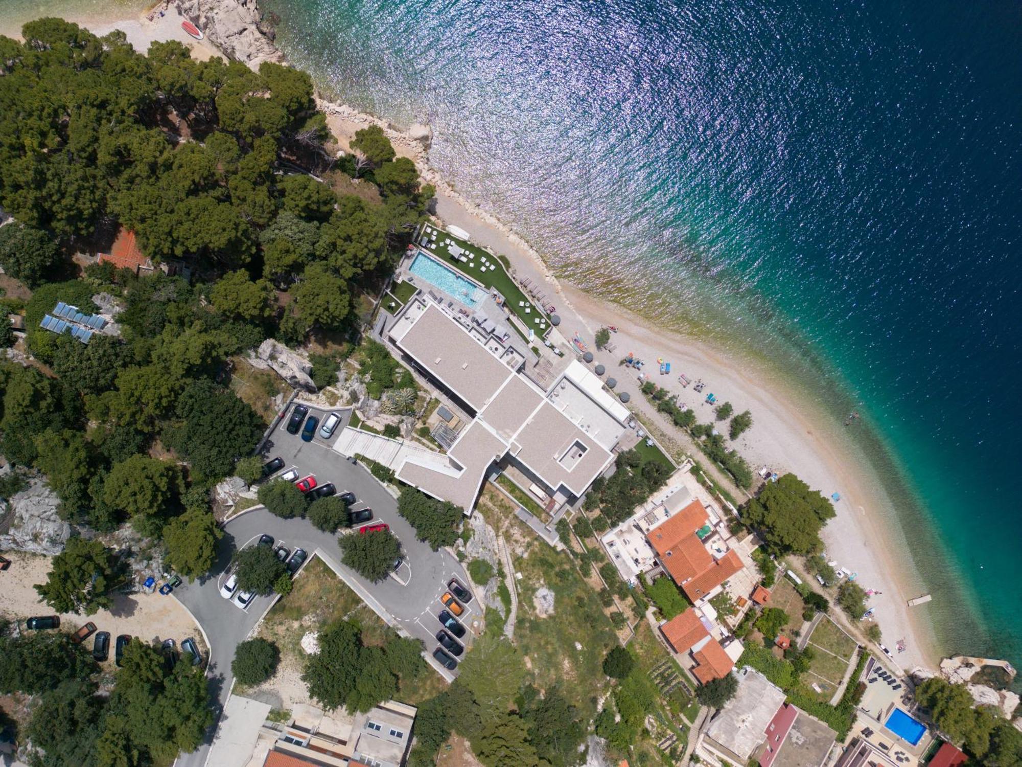 אומיס Hotel Saint Hildegard מראה חיצוני תמונה